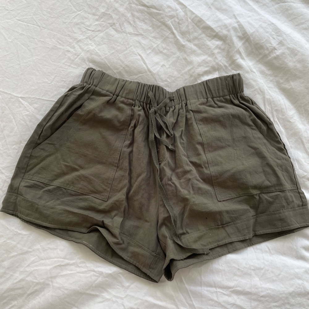Never Worn Cotton/Linen Blend Shorts